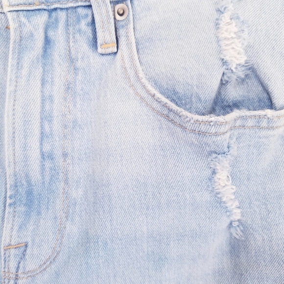 Frame | Le Vintage Bermuda, distressed siz… - Picture 8 of 16